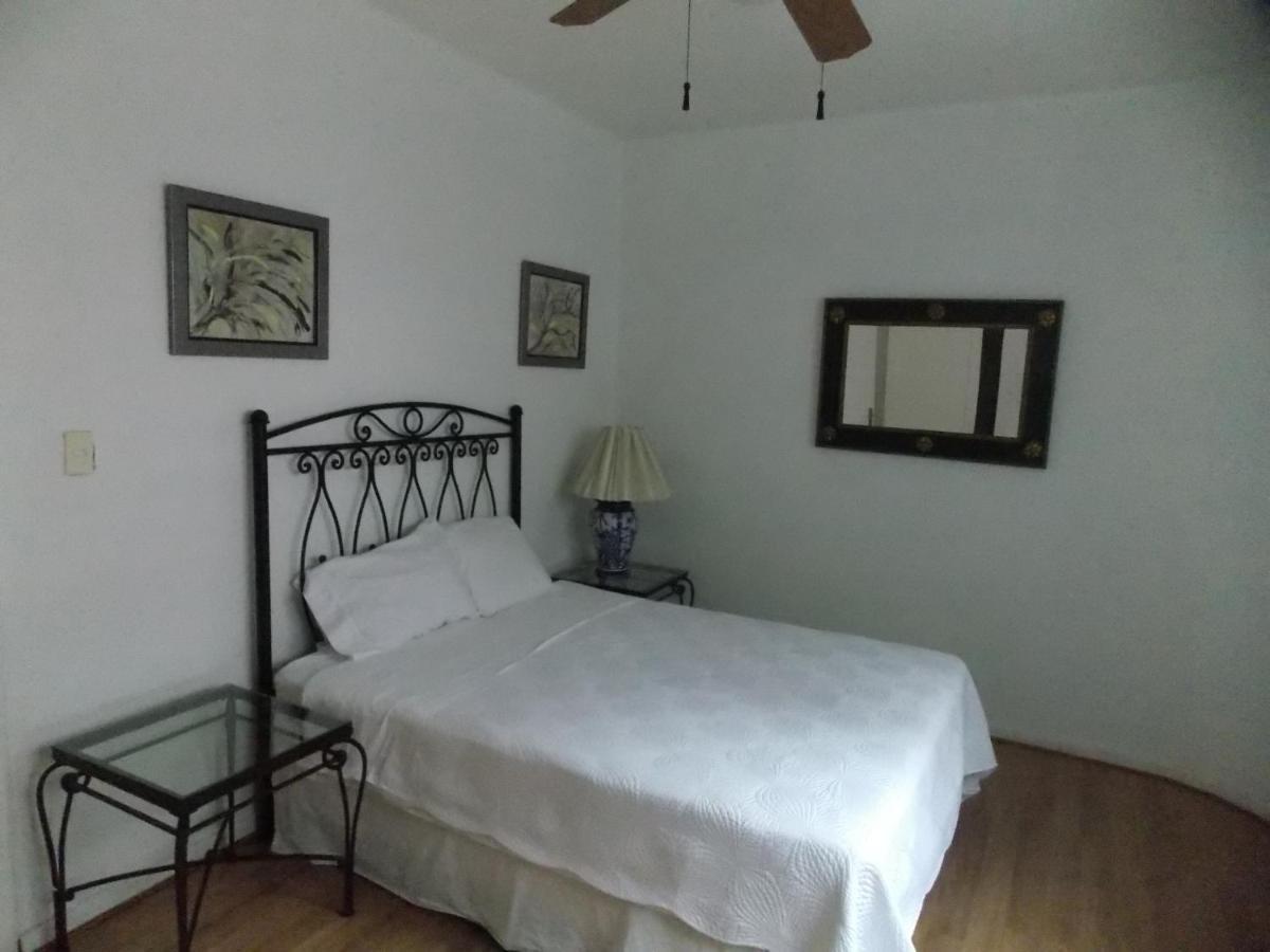 Steinhaus Suites Homero Kota Meksiko Bagian luar foto
